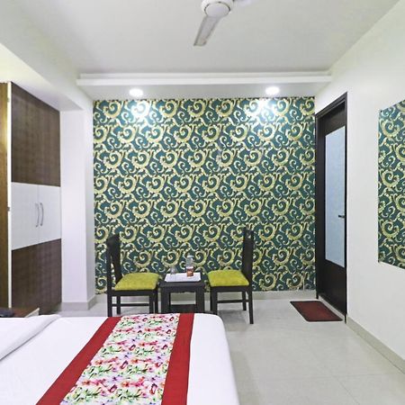 Hotel Star Inn Suite - Delhi Airport Nova Deli Exterior foto