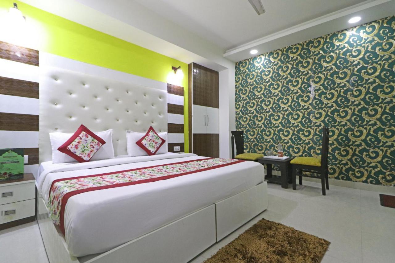 Hotel Star Inn Suite - Delhi Airport Nova Deli Exterior foto