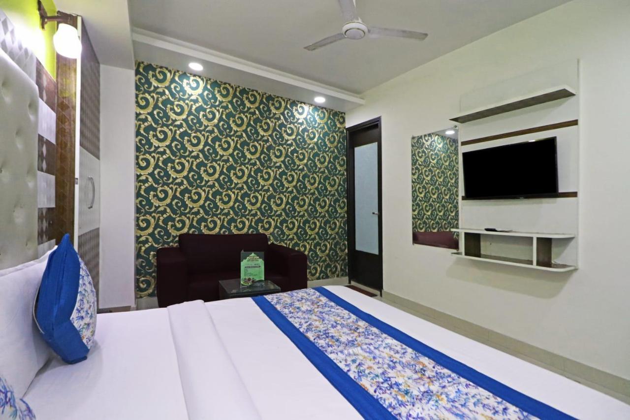 Hotel Star Inn Suite - Delhi Airport Nova Deli Exterior foto